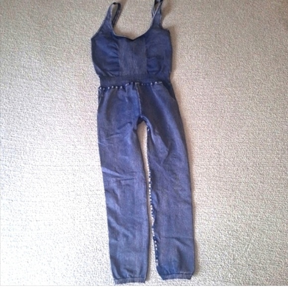 Free people movement good karma onesie medium - Picture 4 of 4